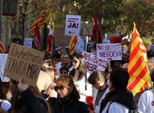 Manifestació de metges a Barcelona per reclamar el conveni mèdic