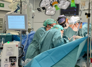 Intervenció quirúrgica a l'Hospital Vall d'Hebron