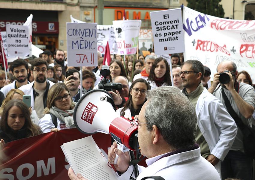 Concentració de facultatius a Terrassa