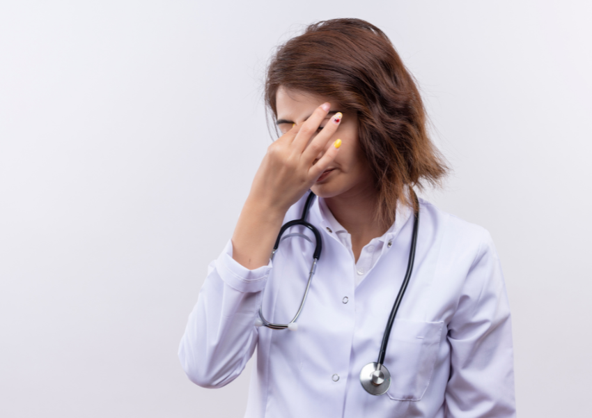 Una doctora amb esgotament, burnout i mala salut mental