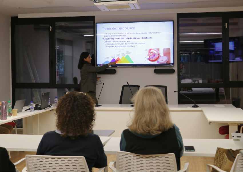 Curs sobre menopausa a la seu de Metges de Catalunya