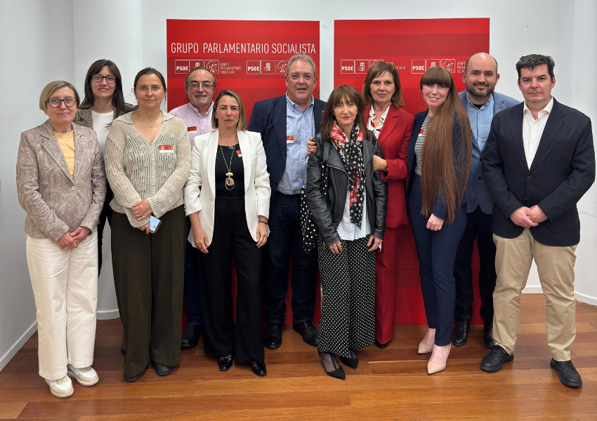 Reunió d'APEMYF amb el Grup Parlamentari Socialista