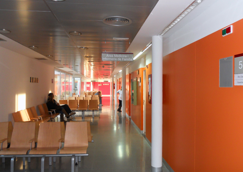 Sala d'espera d'un centre d'atenció primària (CAP) de l'ICS