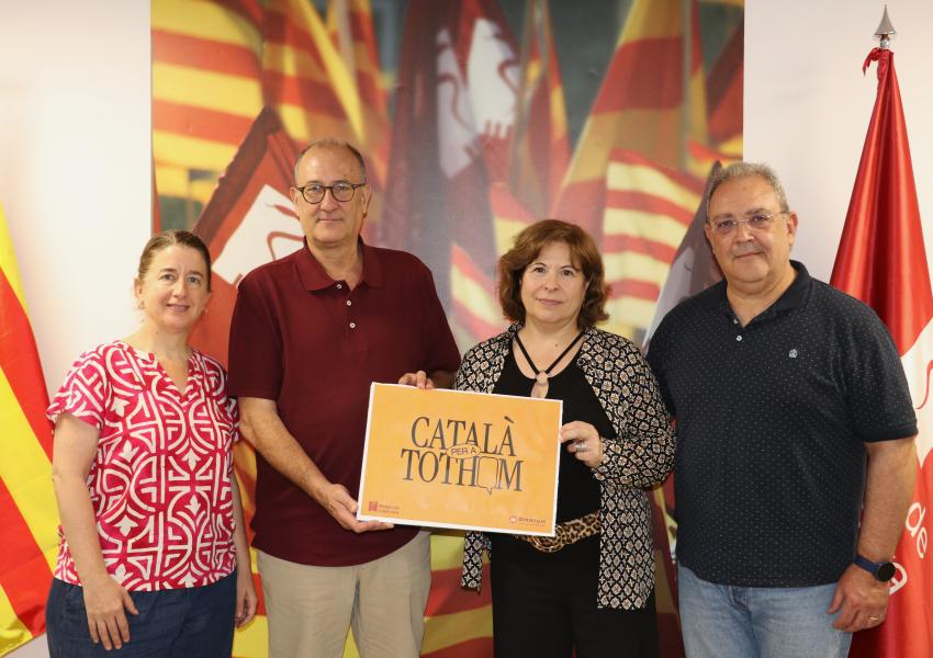 MC s'adhereix a la campanya 'Català per a tothom'