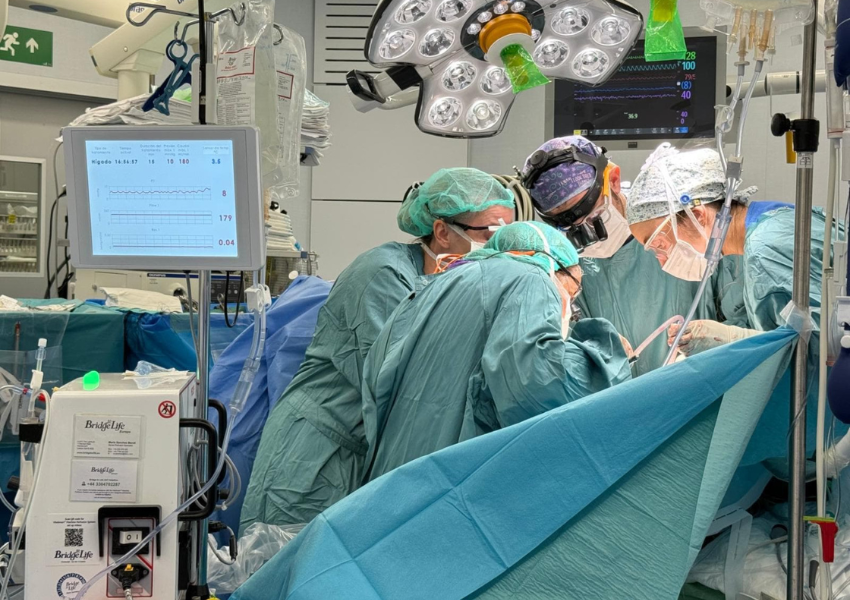 Intervenció quirúrgica a l'Hospital Vall d'Hebron